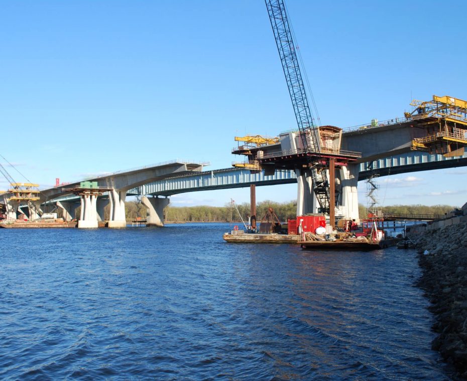 I-90 Dresbach Bridge