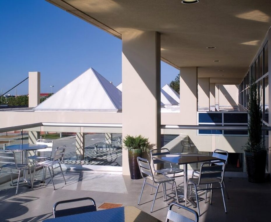 Photo: ©2007 Patrick Coulie.